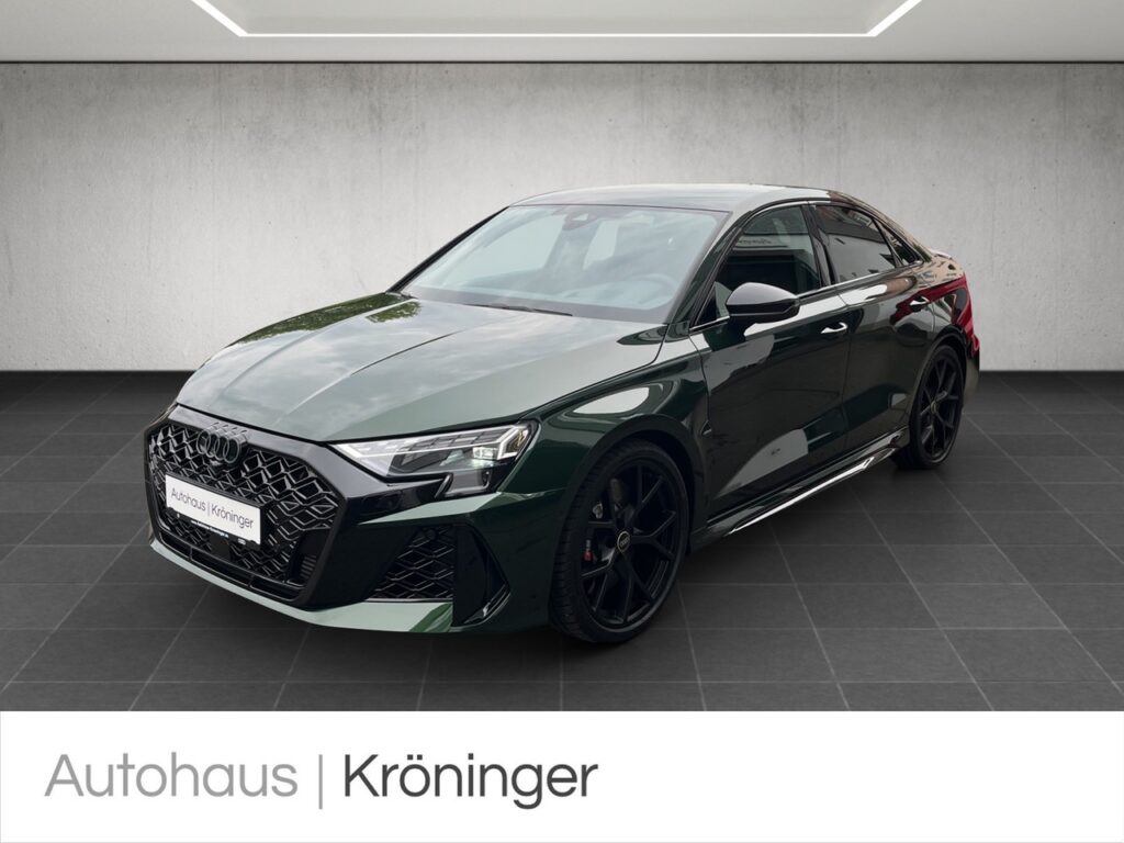 Audi RS 3 Limousine 2.5 TFSI quattro Navi Sonos Oak